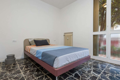 Room in Via Leonardo Emo Capodilista, Padova for 110 m² with 7 bedrooms