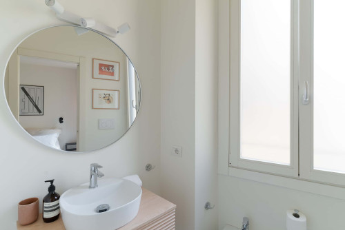 Appartamento con 2 camere Duomo Cairoli - Gallery - 4