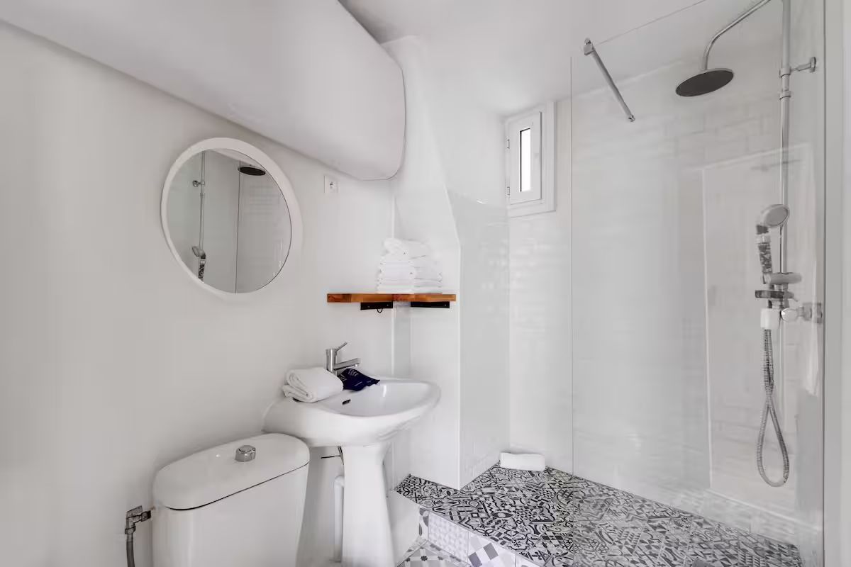  A Chic And Practical Studio, Ideal For A Peaceful Stay.  -  A chic and practical studio, ideal for a peaceful stay.  - Gallery -  1