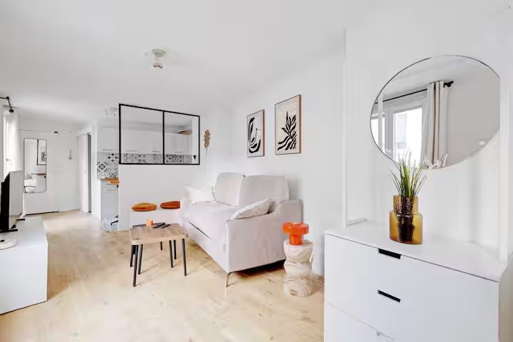  A Chic And Practical Studio, Ideal For A Peaceful Stay.  -  A chic and practical studio, ideal for a peaceful stay.  - Gallery -  13