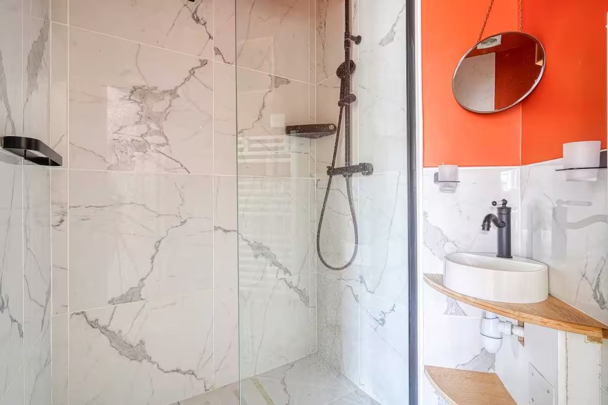  A Superb, Spacious 84 M² Apartment In The Heart Of The 17th Arrondissement - Ternes  -  A superb, spacious 84 m² apartment in the heart of the 17th arrondissement - Ternes  - Gallery -  4