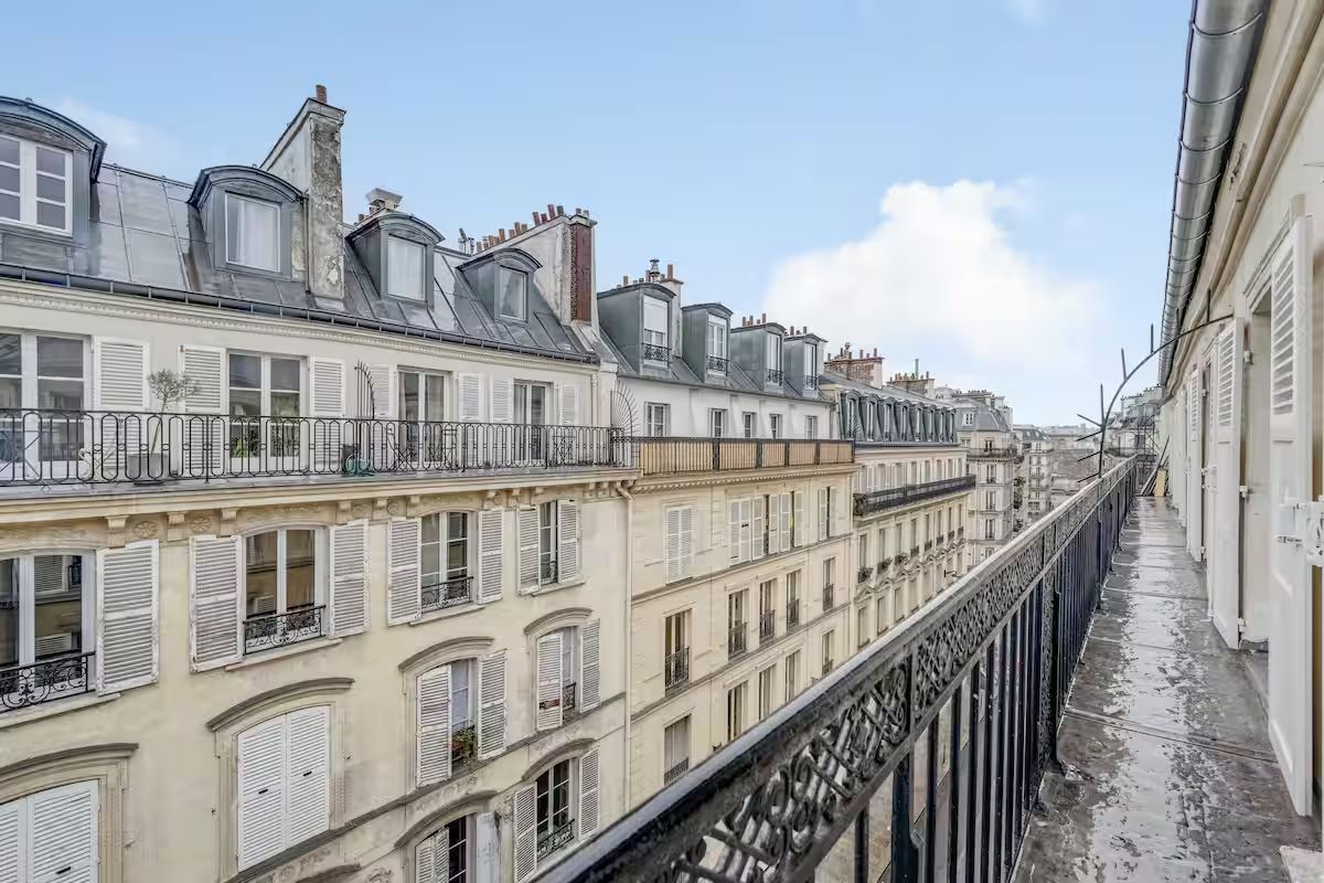  Spacious, Elegant, And Move-In Ready Apartment - Le Marais  -  Spacious, elegant, and move-in ready apartment - Le Marais  - Gallery -  9