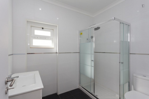 Spacious and nice single bedroom with a balcony, in Costa da Caparica - Gallery - 41