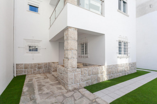 Spacious and nice single bedroom with a balcony, in Costa da Caparica - Gallery - 20