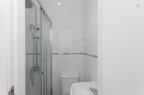 Spacious and nice single bedroom with a balcony, in Costa da Caparica - Gallery - 40