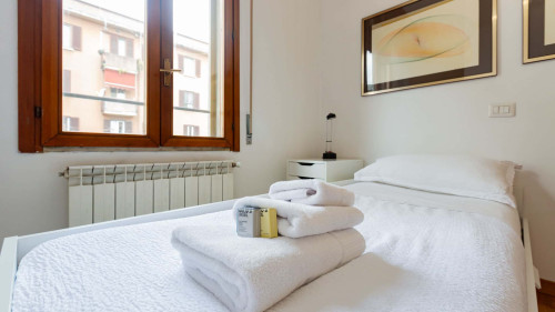 Ingegnoli1 Bright top floor apartment by Hospity - Gallery - 11