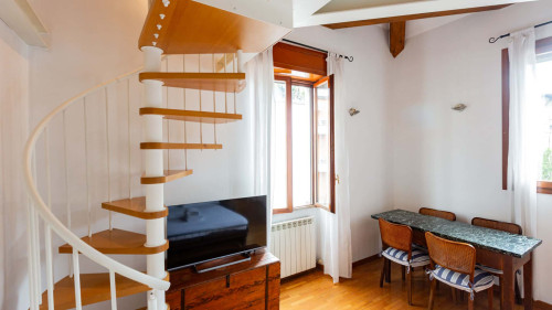 Ingegnoli1 Bright top floor apartment by Hospity - Gallery - 28
