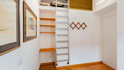 Ingegnoli1 Bright top floor apartment by Hospity - Gallery - 2