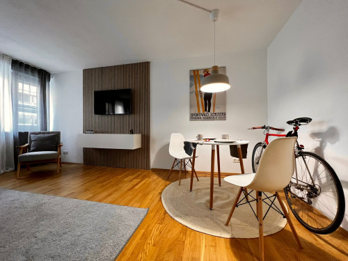 Modern design studio in the Glockenbach district – close to the Isar