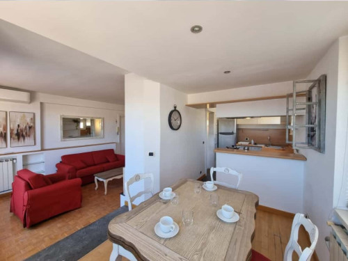 Apartment in Largo Giuseppe Cocchi, Roma for 84 m² with 1 bedroom