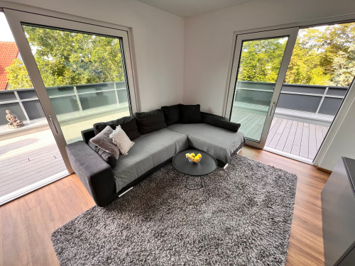 Modern Design Studio with Private Terrace - Gallery - 21