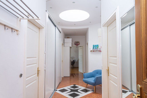 Spacious 125 m² family apartment with sunny balcony & piano in Prenzlauer Berg