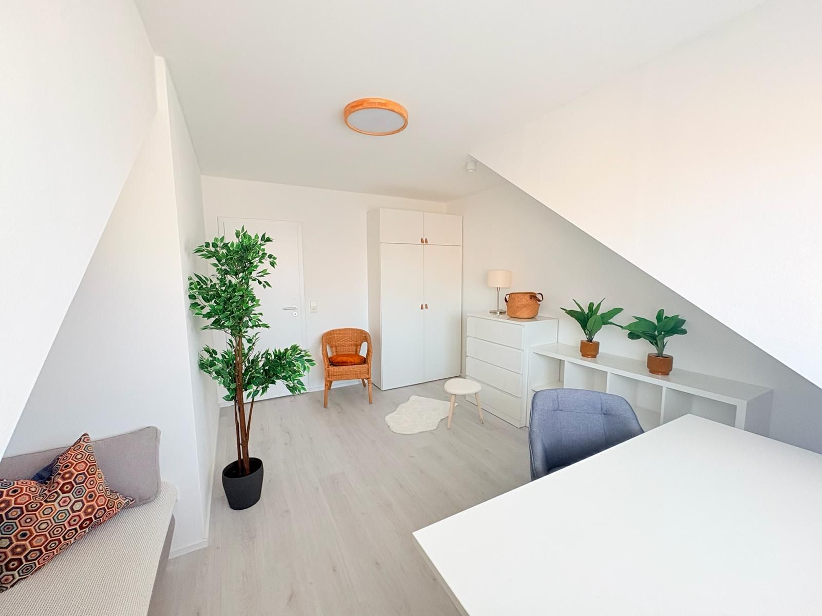  Modern 3.5-Room Furnished Duplex With Home Theater, AC, And A Charging Station – Separate Entrance,   -  Modern 3.5-room furnished duplex with home theater, AC, and a charging station – separate entrance, first occupancy following renovation  - Gallery -  9