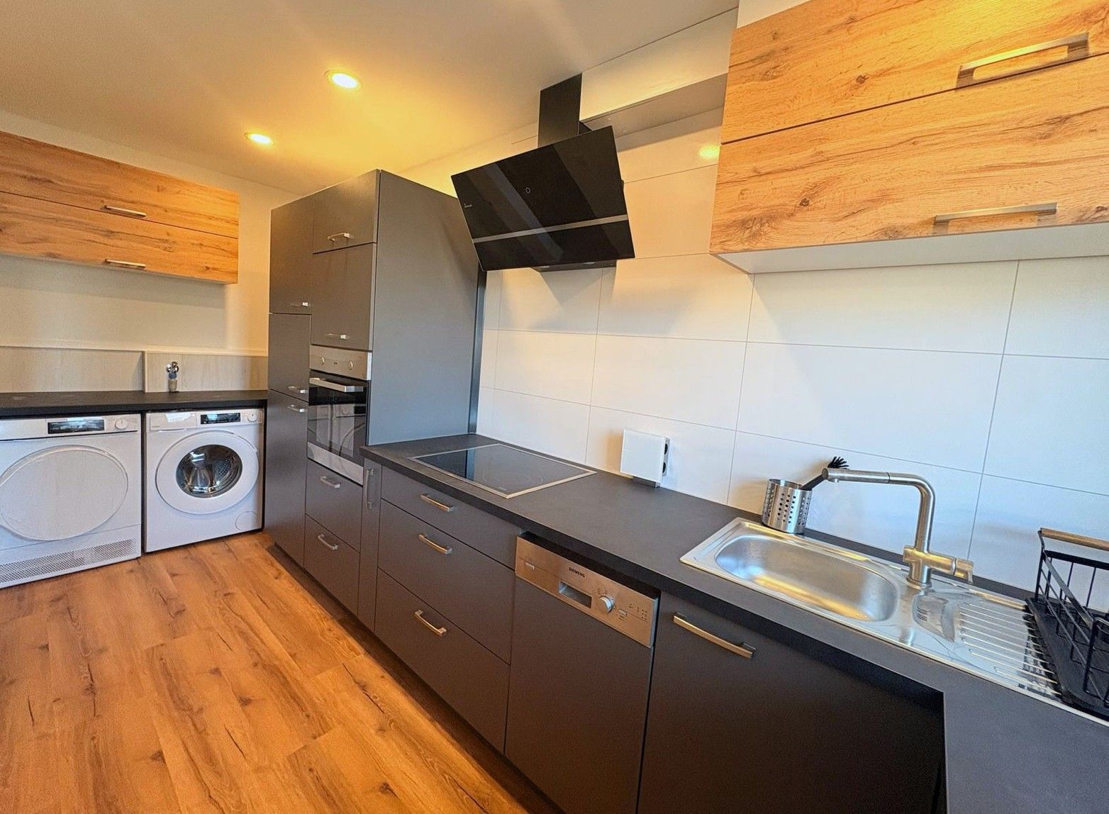  Modern 3.5-Room Furnished Duplex With Home Theater, AC, And A Charging Station – Separate Entrance,   -  Modern 3.5-room furnished duplex with home theater, AC, and a charging station – separate entrance, first occupancy following renovation  - Gallery -  24