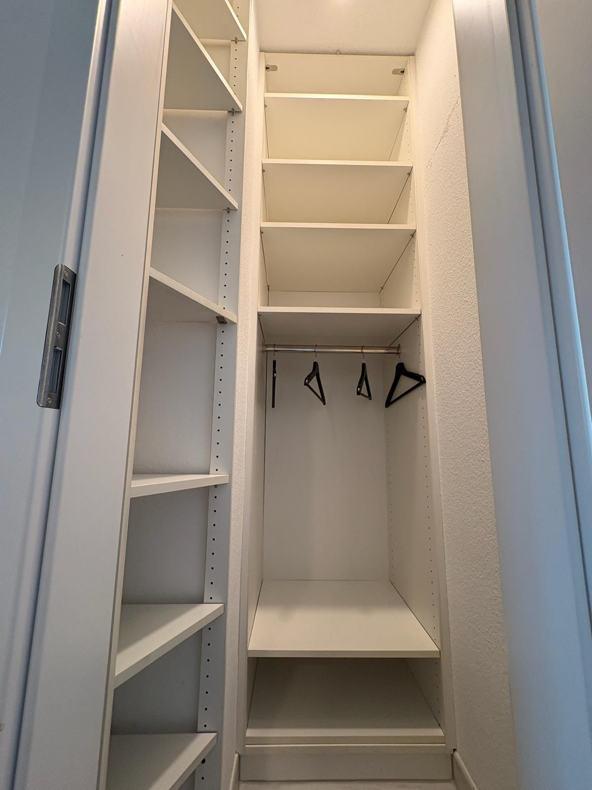  Modern 3.5-Room Furnished Duplex With Home Theater, AC, And A Charging Station – Separate Entrance,   -  Modern 3.5-room furnished duplex with home theater, AC, and a charging station – separate entrance, first occupancy following renovation  - Gallery -  4