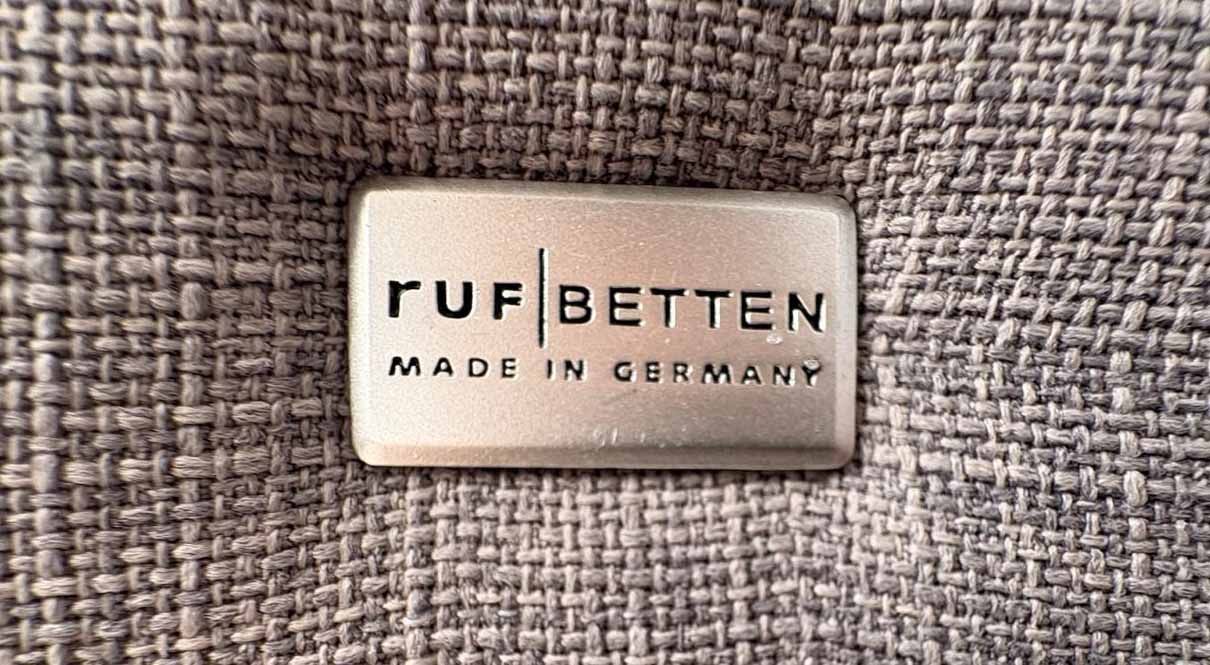 Modern 3.5-Room Furnished Duplex With Home Theater, AC, And A Charging Station – Separate Entrance, - Modern 3.5-room furnished duplex with home theater, AC, and a charging station – separate entrance, first occupancy following renovation - Gallery - 1