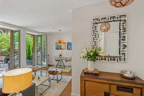 Luxury 1 bedroom with huge private terrace in historic building