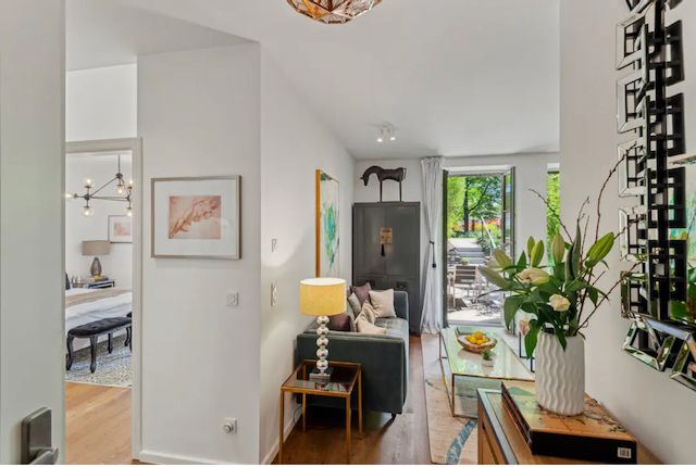  Luxury 1 Bedroom With Huge Private Terrace In Historic Building  -  Luxury 1 bedroom with huge private terrace in historic building  - Gallery -  1