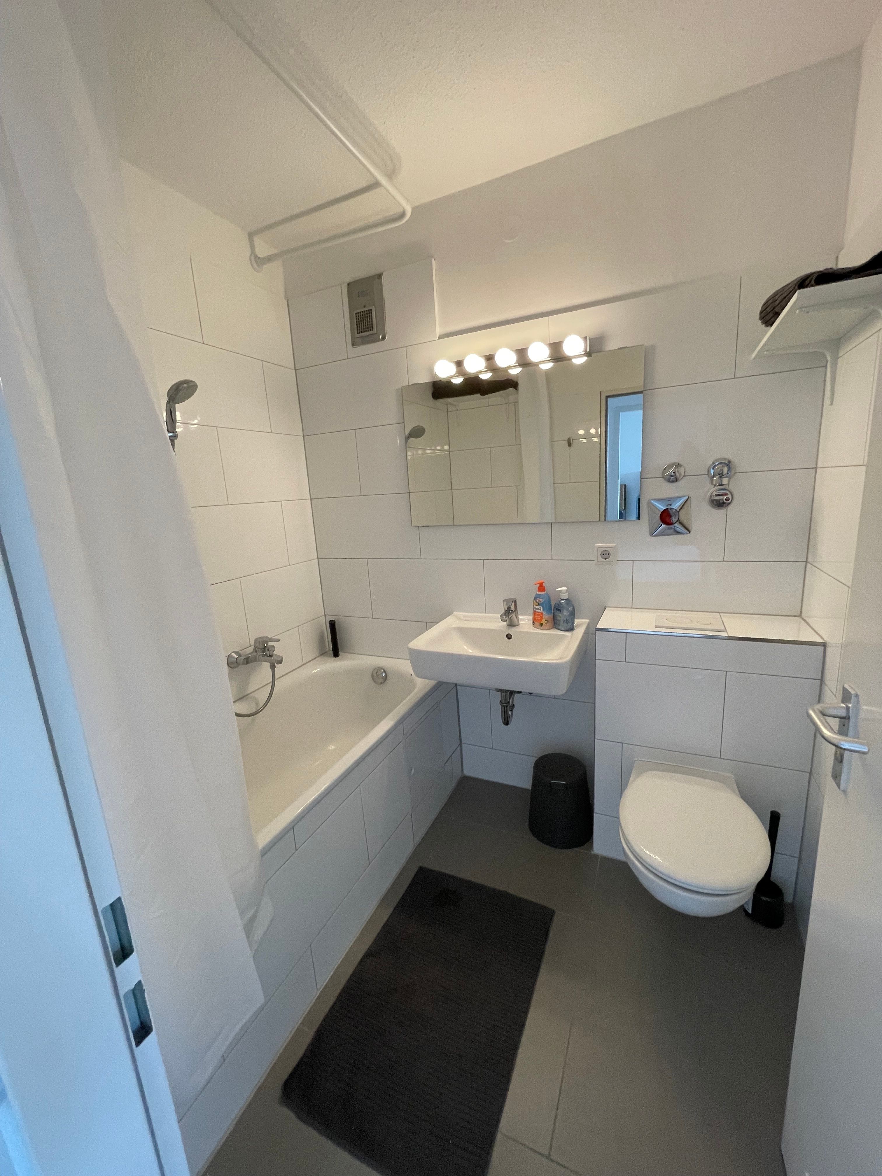 Stilvoll Möblierte 3-Zimmer-Wohnung Im Historischen Herzen Berlins - Stilvoll möblierte 3-Zimmer-Wohnung im historischen Herzen Berlins - Gallery - 9