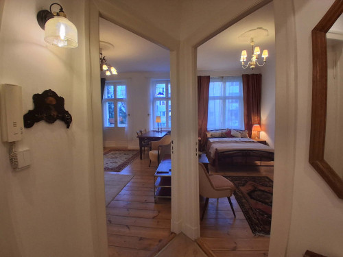 Apartment in Marie-Elisabeth-Lüders-Straße, Berlin for 60 m² with 1 bedroom