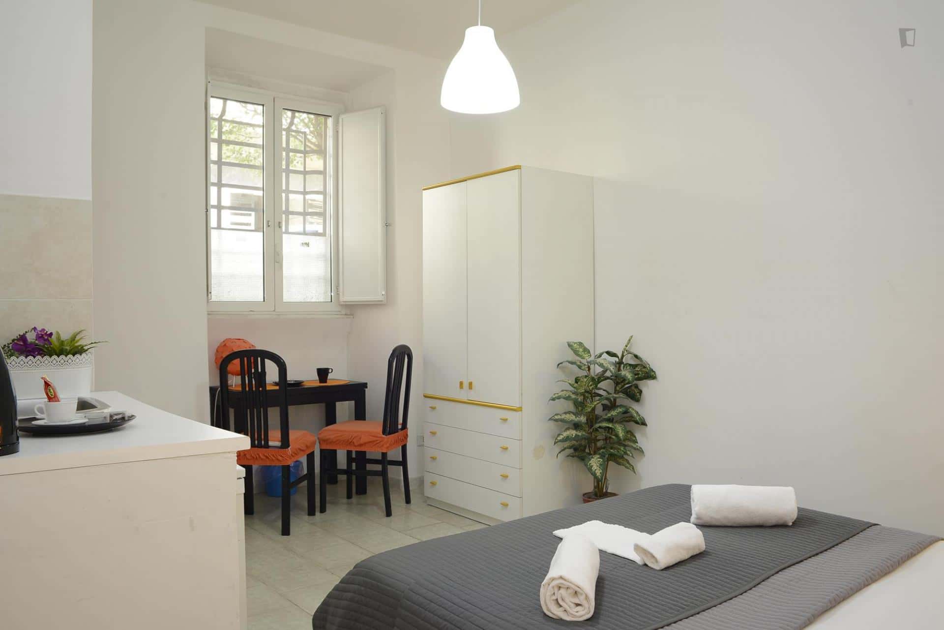 Apartment In Via Di Sant'Erasmo, Roma For 30 M² - Apartment in Via di Sant'Erasmo, Roma for 30 m² - Gallery - 1