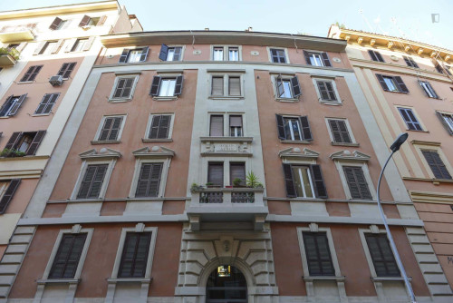 Room in Via Pompei, Roma for 100 m² with 3 bedrooms  - Gallery -  5