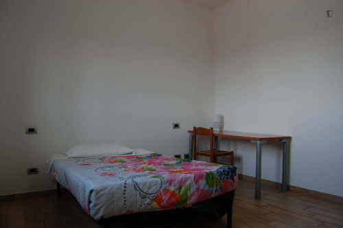 Room in Via Pier Andrea Fontebasso, Roma for 120 m² with 3 bedrooms