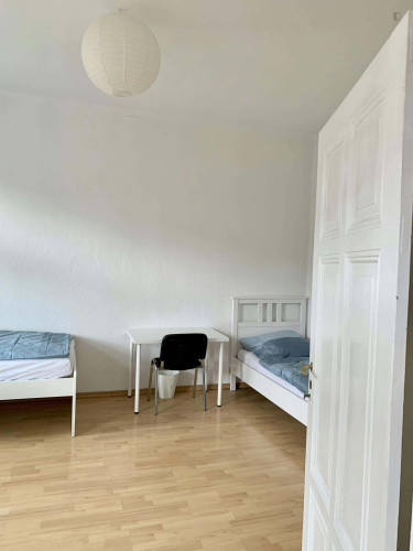 Room in Lützowstraße, Berlin for 55 m² with 2 bedrooms