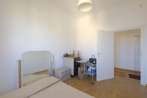 Room in Via Giovanni Battista Bastianelli, Roma for 85 m² with 3 bedrooms - Gallery - 2