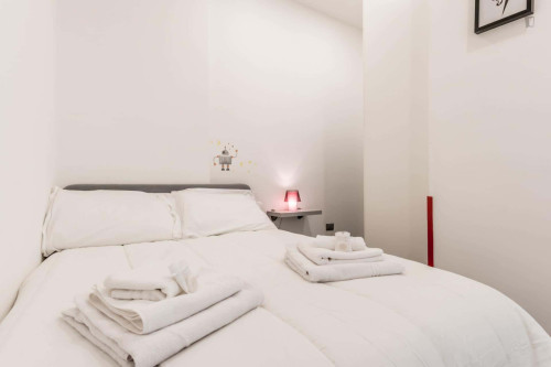 Apartment in Via Pietro Ferrigni, Roma for 75 m² with 2 bedrooms