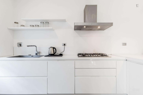 Apartment in Via Pietro Ferrigni, Roma for 75 m² with 2 bedrooms