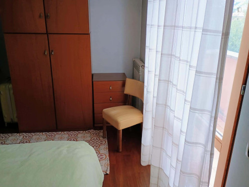 Room in Via Roberto Rossellini, Roma for 129 m² with 5 bedrooms