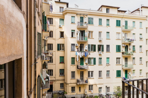 Comfortable single bedroom near the Tevere riverbank