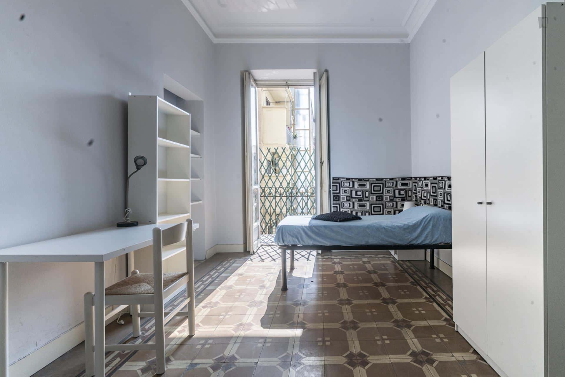 Room In Corso Svizzera, Torino For 180 M² With 4 Bedrooms - 1