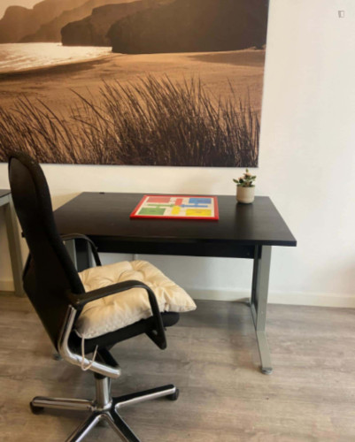 Room in Carrer Josep Darder, Palma for 130 m² with 5 bedrooms