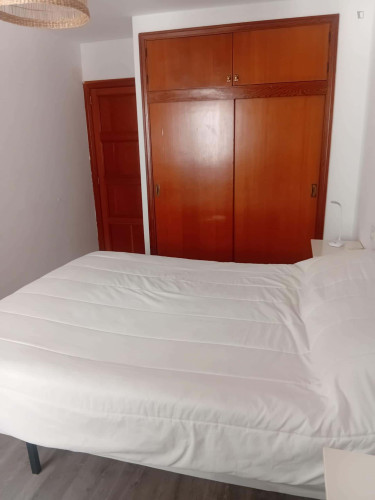 Room in Carrer Josep Darder, Palma for 130 m² with 5 bedrooms