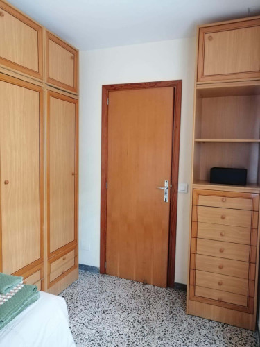 Room in Carrer de Son Ferragut, Palma with 4 bedrooms