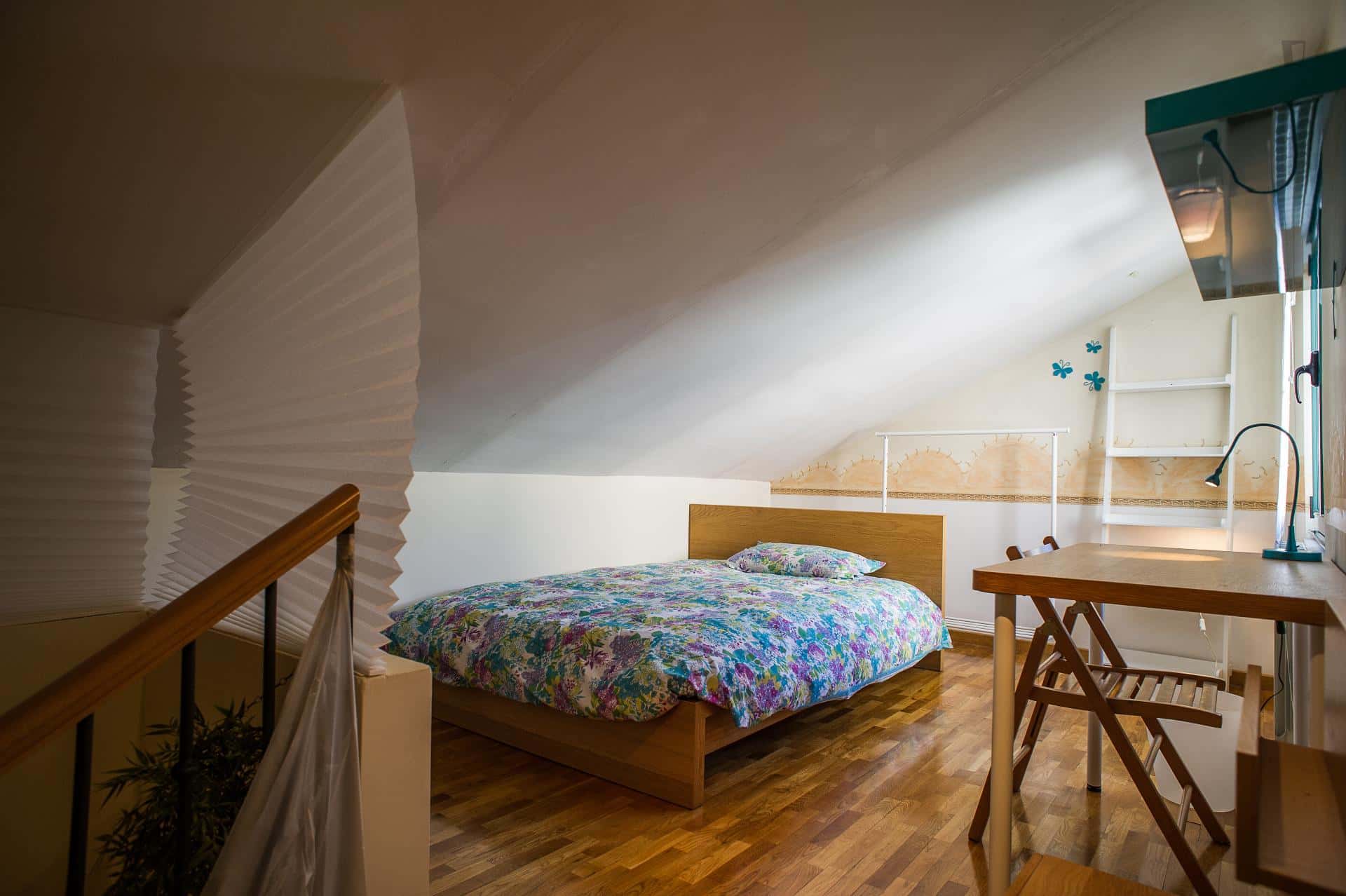 Room In Calle Larga, Salamanca With 4 Bedrooms - 2