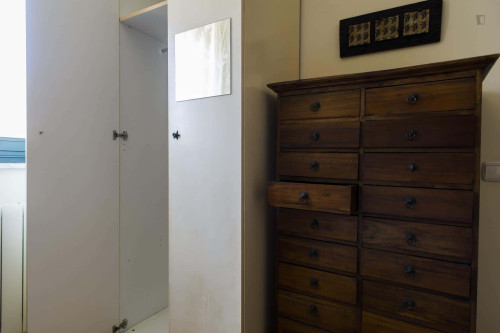 Room in Calle Larga, Salamanca with 4 bedrooms - Gallery - 5