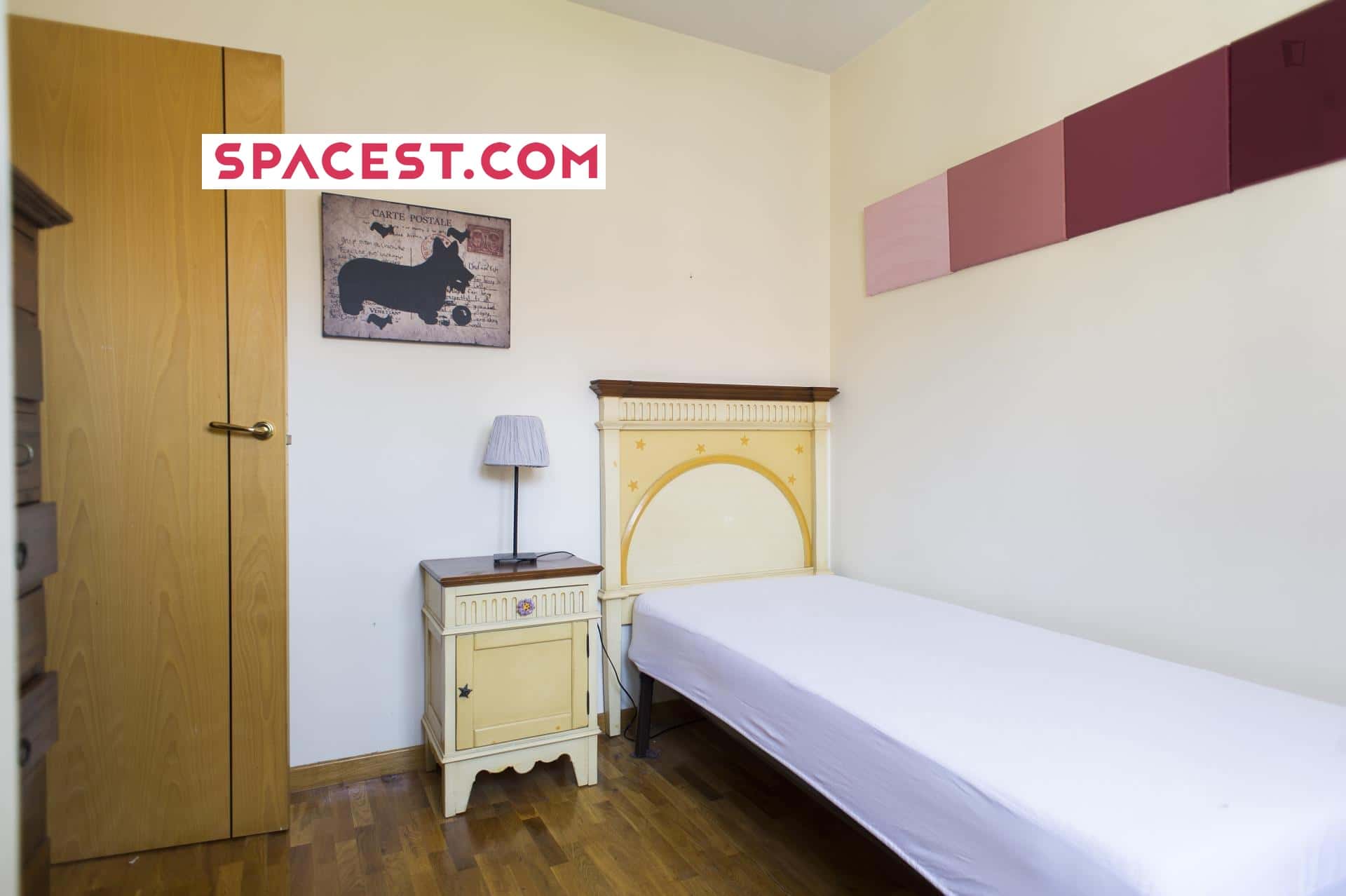 Room In Calle Larga, Salamanca With 4 Bedrooms - 1