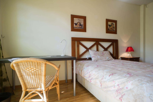 Room in Calle Larga, Salamanca with 4 bedrooms - Gallery - 7