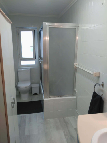 Room in Avenida de los Maristas, Salamanca with 7 bedrooms - Gallery - 6
