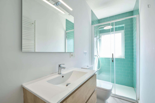 Room in Calle Esperanza, Salamanca with 5 bedrooms