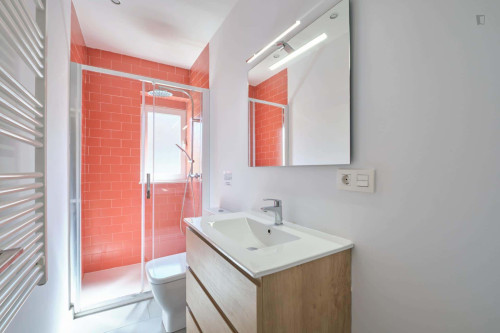 Room in Calle Esperanza, Salamanca with 5 bedrooms