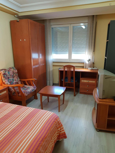 Room in Calle Asturias, Salamanca with 4 bedrooms