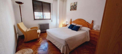 Apartment in Calle Imperial, Salamanca with 3 bedrooms
