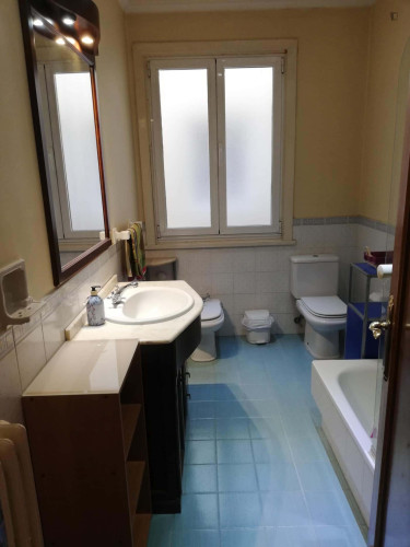 Room in Rúa de Alfonso XIII, Vigo for 240 m² with 6 bedrooms - Gallery - 14