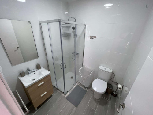 Room in Calle Cura Merino, Málaga with 4 bedrooms