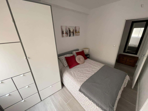 Room in Calle Cura Merino, Málaga with 4 bedrooms
