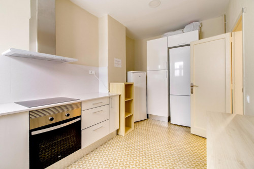 Sublime double bedroom in a student flat, in Esquerra de l'Eixample - Gallery - 7